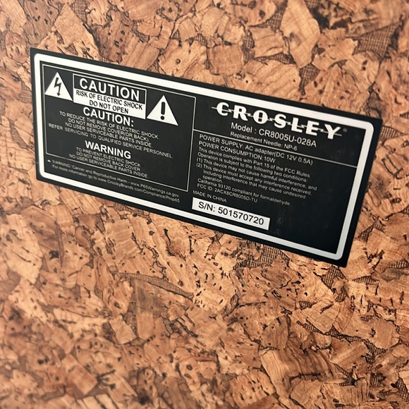 Crosley Cork-Effect Cruiser Bluetooth Record Player (used twice) - Picture 4 of 6
